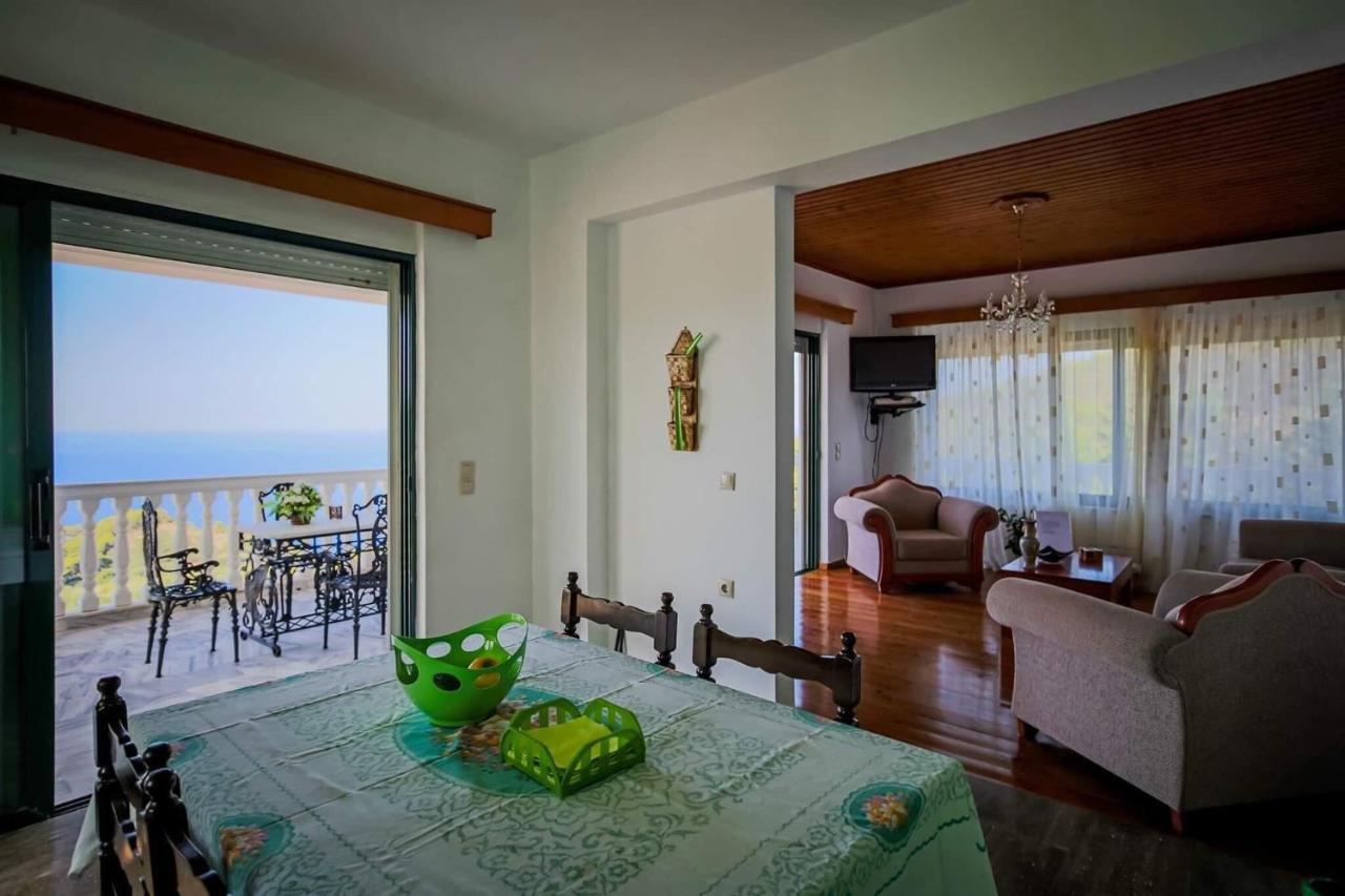 Keri Me Away - Argo'S Summer Poolside Retreats Villa Exterior foto